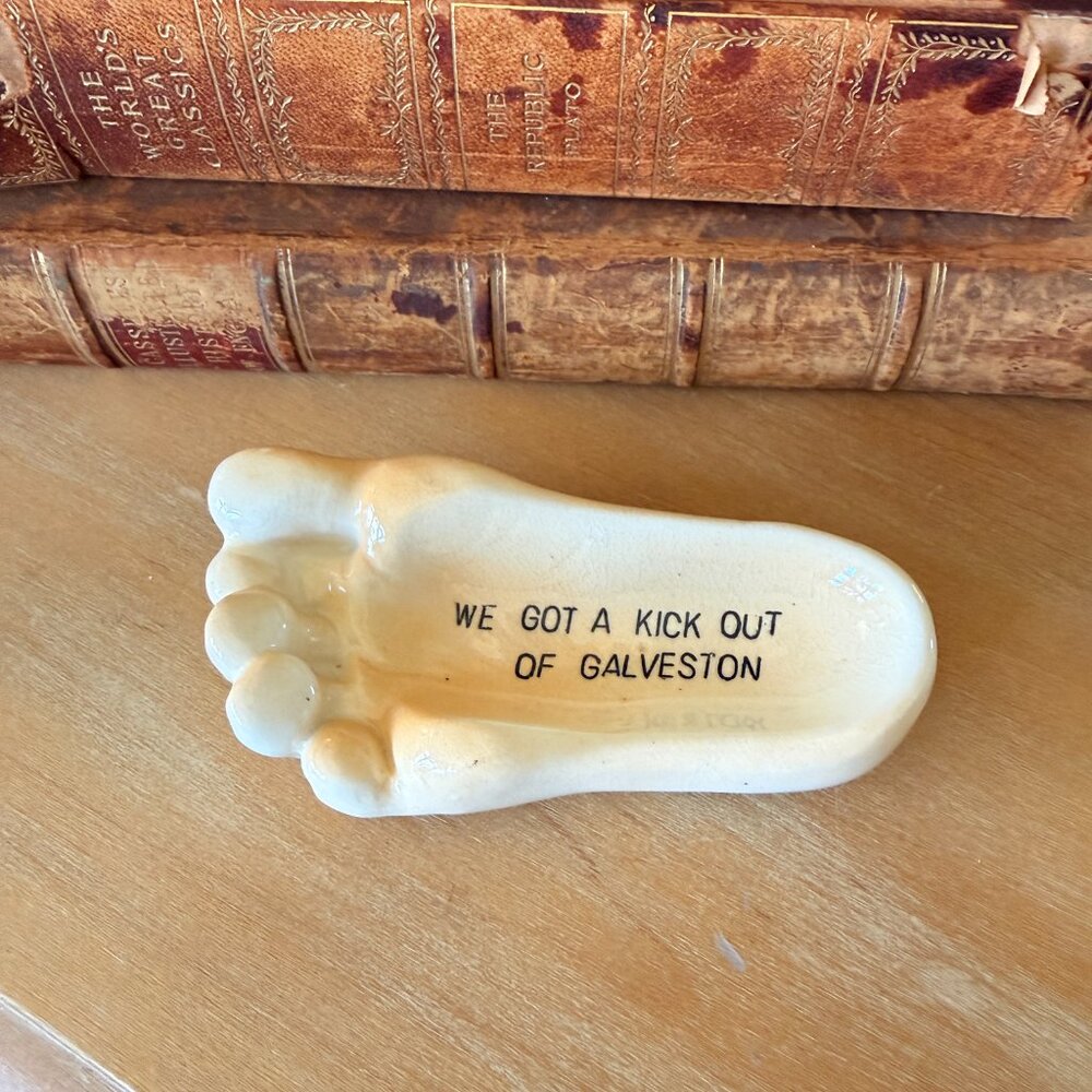 Vintage Galveston Texas Souvenir Trinket Dish - Picture 4 of 10